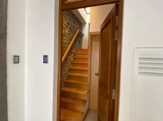 Loft Surdo شقة فونشال