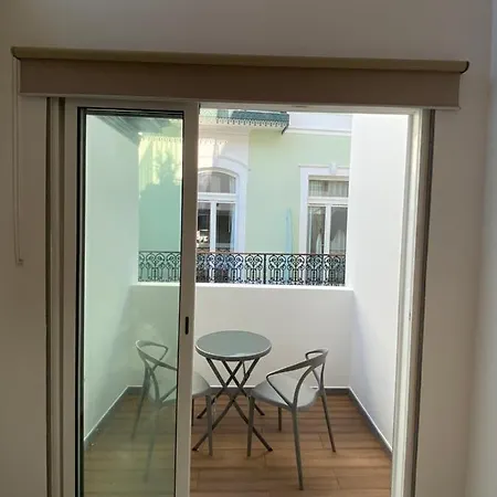 Loft Surdo *